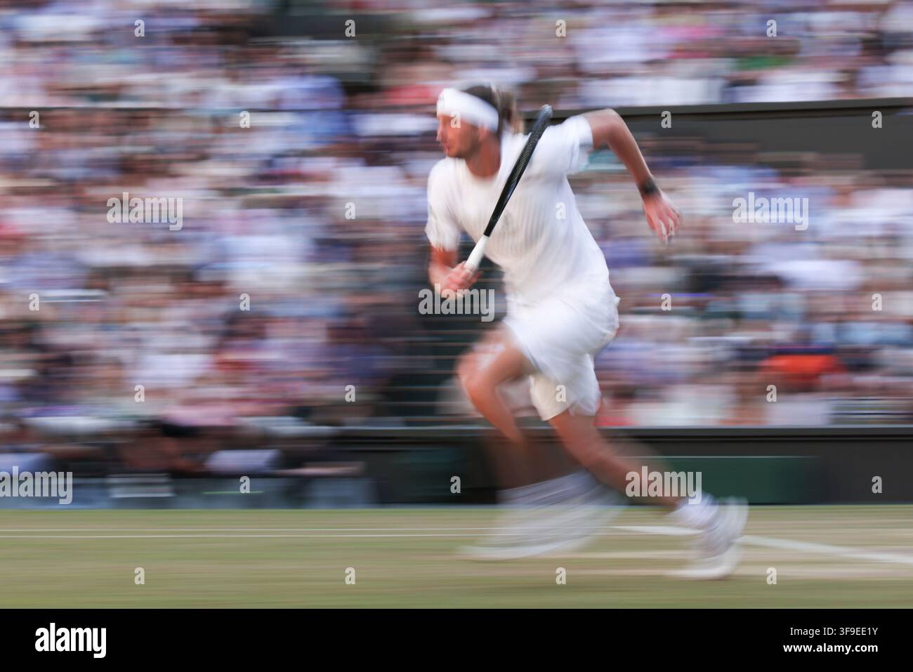 Joueur de tennis allemand Alexander Zverev en action à Wimbledon, Londres, Grande-Bretagne. Banque D'Images