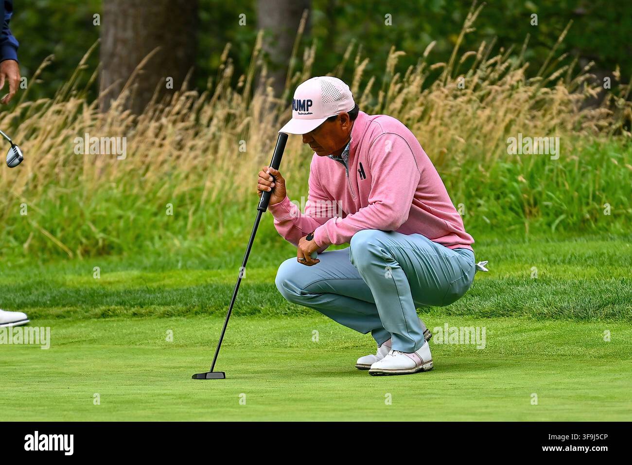 15 août 2026 : Tom Pernice Jr. aligne un putt pendant la deuxième manche du Boeing Classic PGA Champions Tour à TPC Snoqualmie Ridge à Snoqualmie, Washington. Steven Alker était en tête après la ronde 2, à 9 coups sous le par. Steve Faber/CSM Banque D'Images