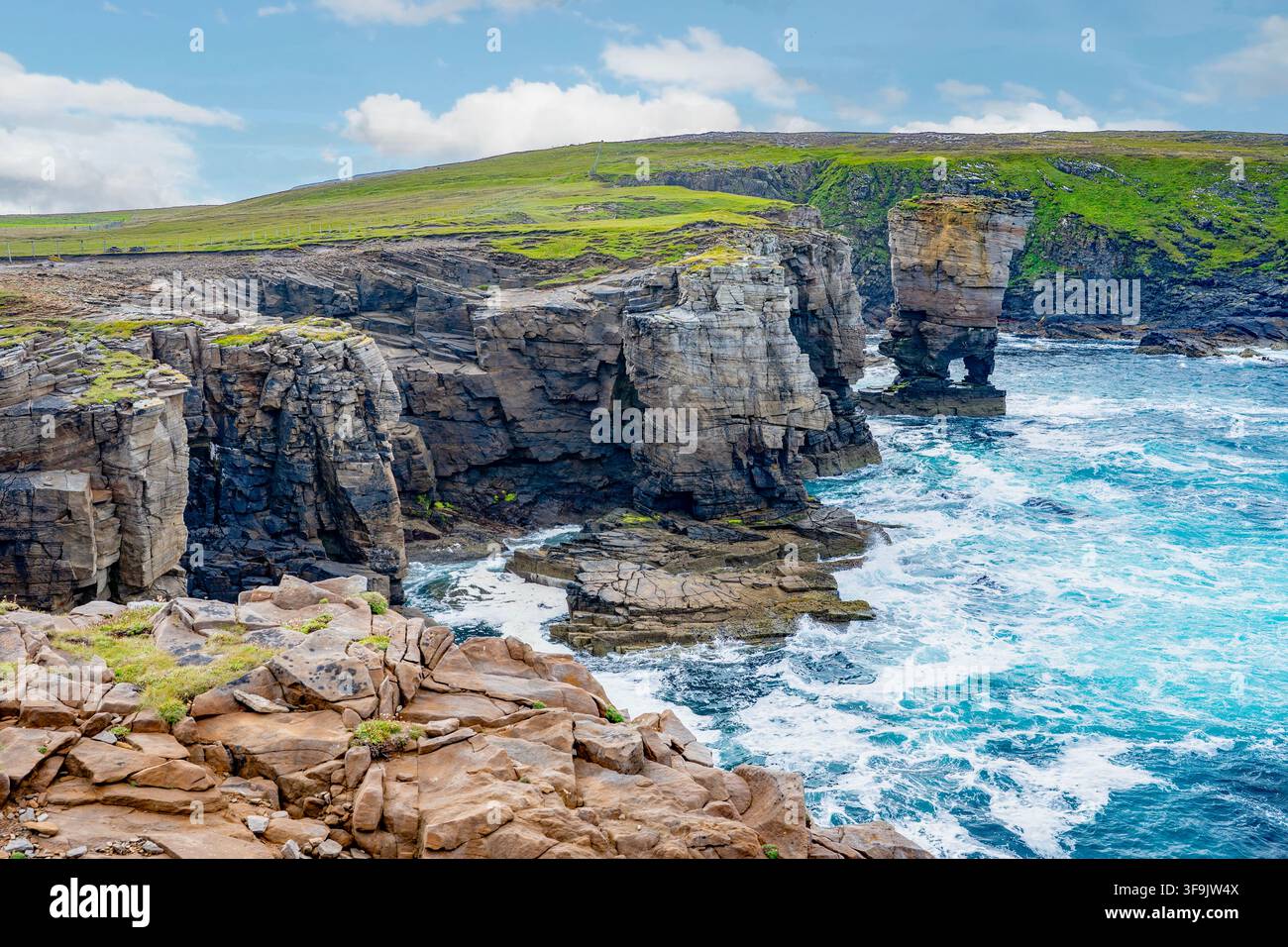 Yesnaby Castle Sea Stack et falaises à Yesnaby, Stromness, Mainland, Orcades, Écosse Banque D'Images