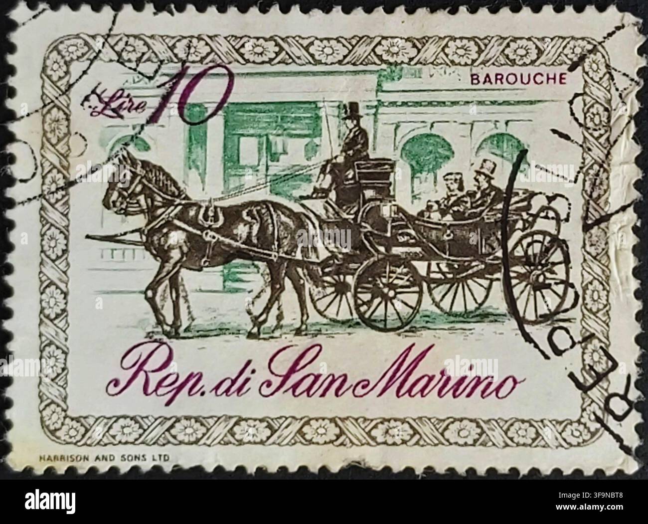 Timbre vintage de Saint-Marin de 1966, 10 lires, calèche Barouche Banque D'Images