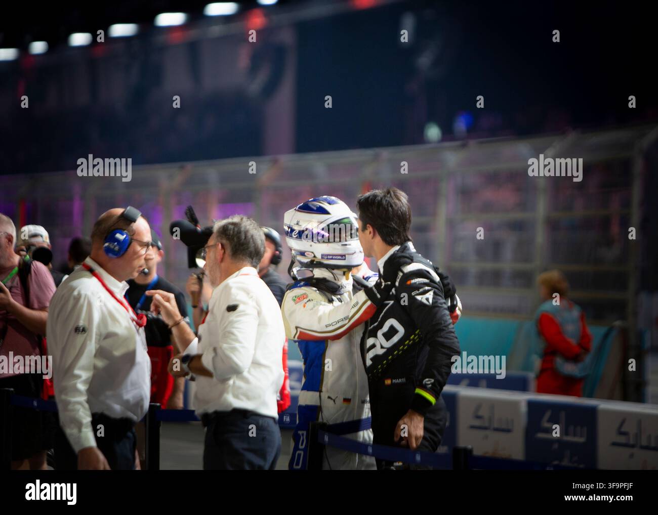 Londres, Royaume-Uni. 16 août 2026. Pascal Wehrlein célèbre à Londres après avoir remporté le Championnat du monde de Formule E 2026 Credit: Emma Ridgway/Alamy Live News Banque D'Images