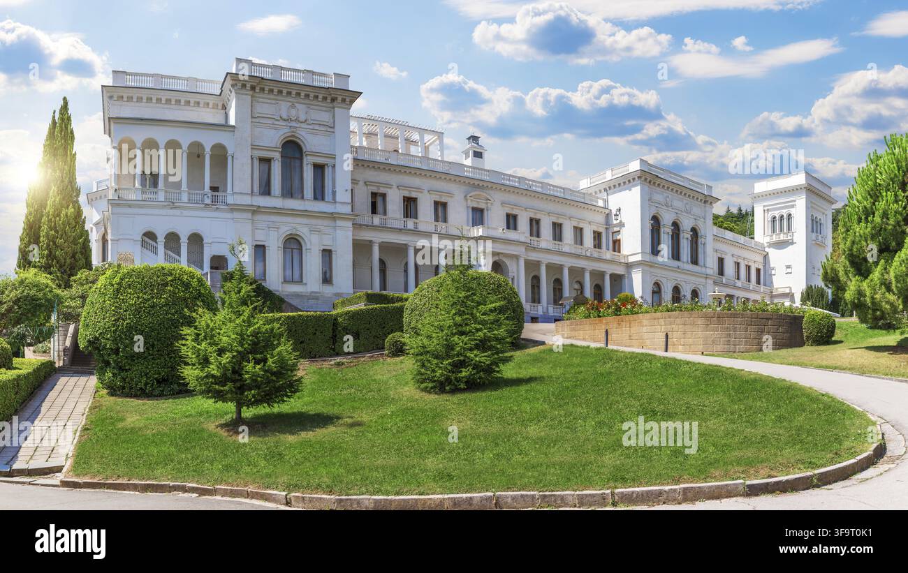 Palais de Livadia dans la belle Yalta estivale, Crimée Banque D'Images