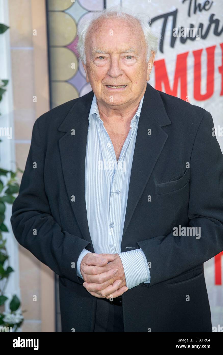 Paul Freeman à la première britannique du The Thursday Murder Club aux Leicester Square Gardens à Leicester Square, Londres Banque D'Images