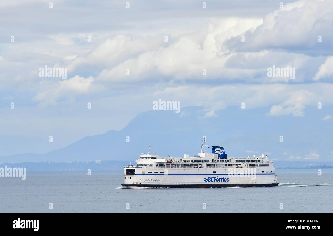 VICTORIA, CANADA - 7 OCTOBRE 2017 : Navire à passagers Spirit of British Colombia de la compagnie BC Ferries en mer. Ferries se dirigeant vers l'île de Vancouver Banque D'Images