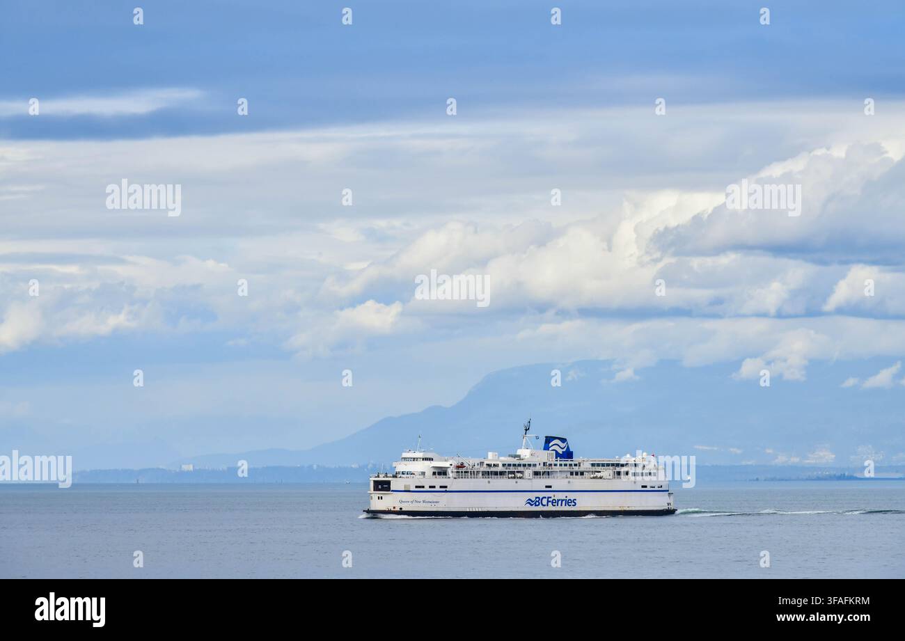 VICTORIA, CANADA - 7 OCTOBRE 2017 : Navire à passagers Spirit of British Colombia de la compagnie BC Ferries en mer. Ferries se dirigeant vers l'île de Vancouver Banque D'Images