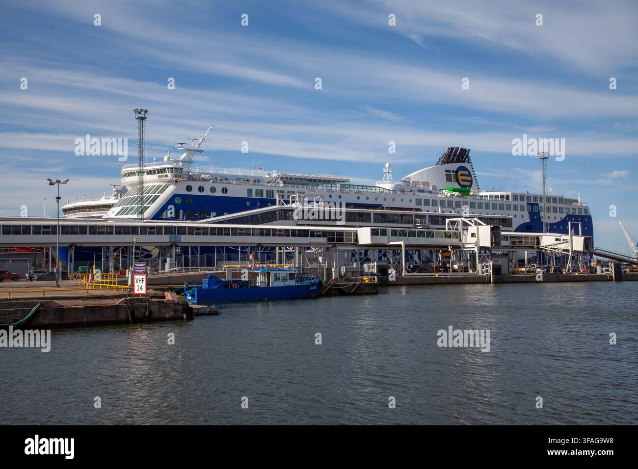 Pavion de croisière MS Finlandia exploité par Eckerö Line, amarré au port de Tallinn en Estonie Banque D'Images