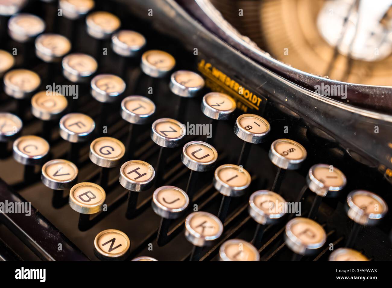 Clavier de machine à écrire manuel vintage avec des touches rondes Banque D'Images