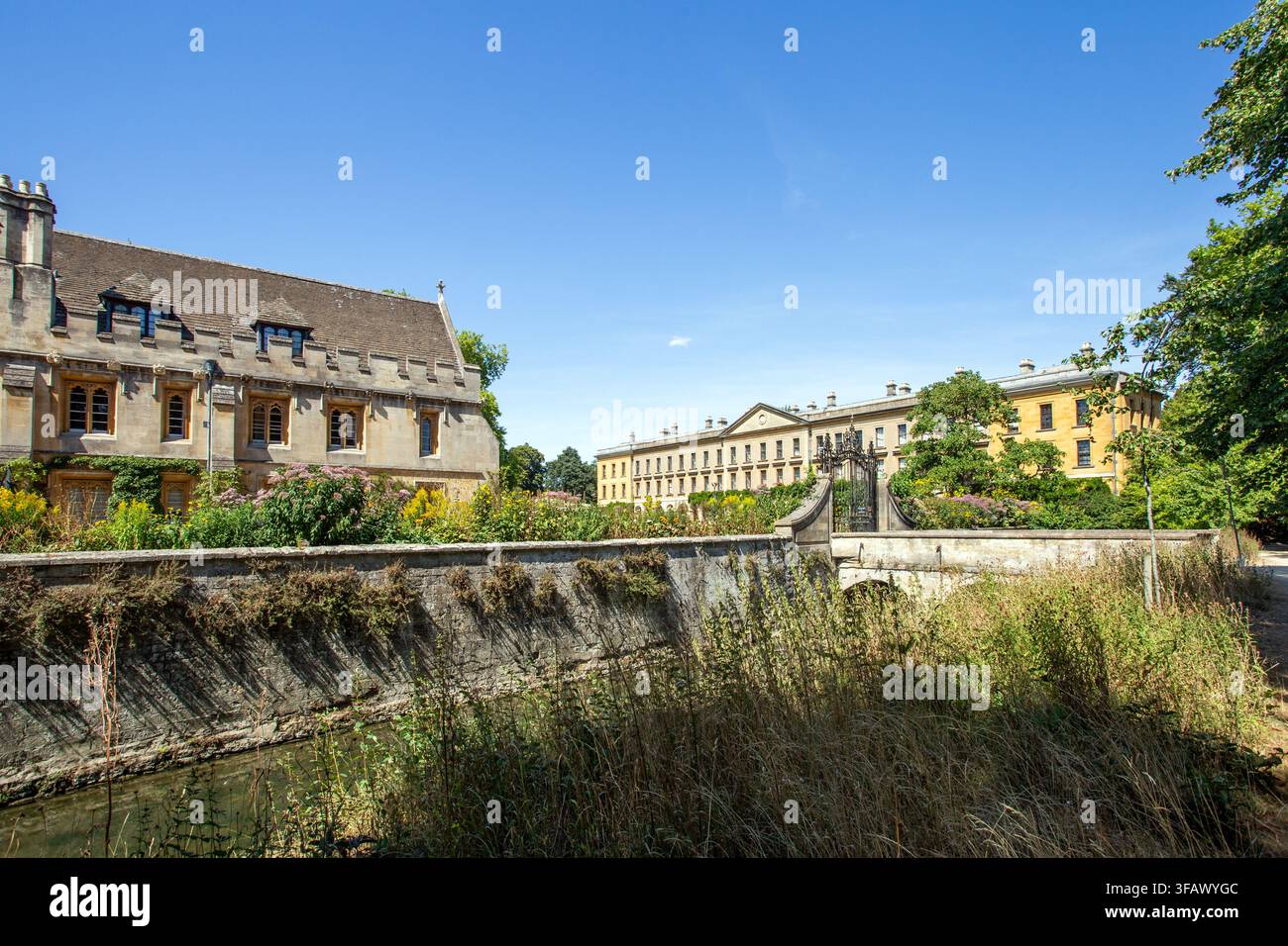 Magdalen College est un collège constitutif de l'Université d'Oxford. Il a été fondé en 1458 par l'évêque de Winchester William de Waynflete Banque D'Images