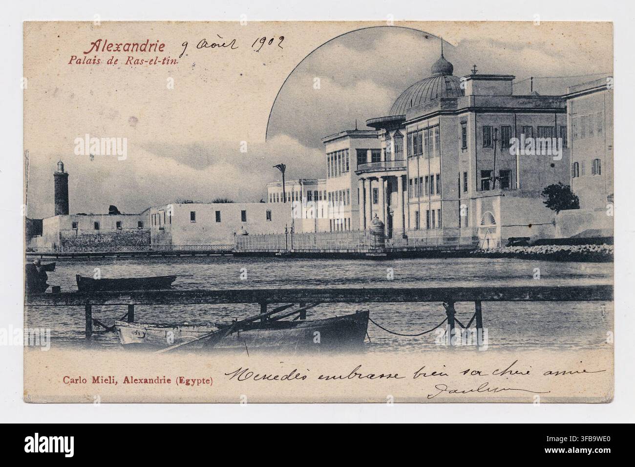 Le Palais de Ras-el-tin à Alexandrie, Égypte, avec des bateaux sur l'eau, par Carlo Mieli le 9 août 1902. Banque D'Images