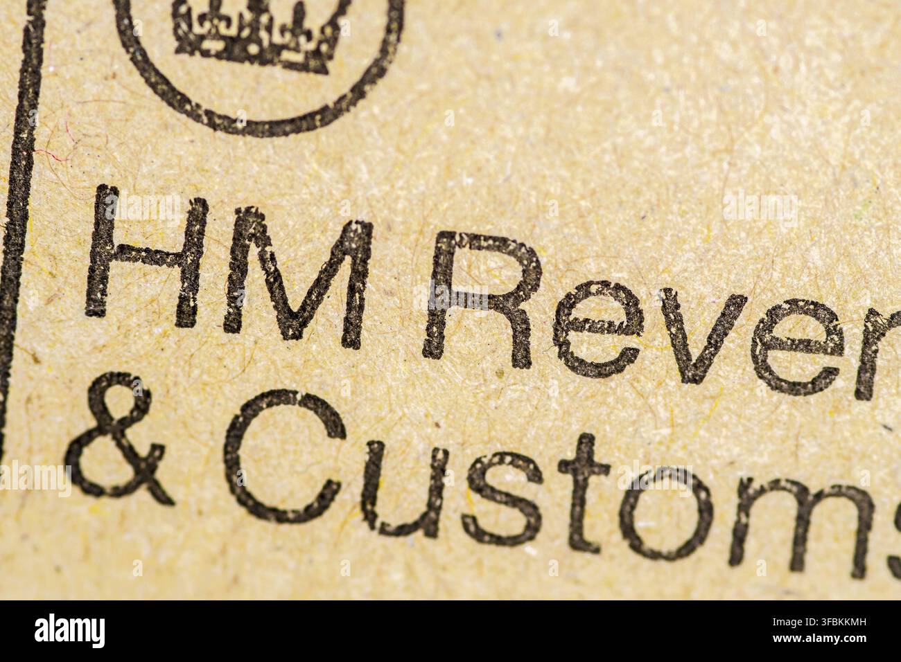 enveloppe fiscale et douanière de hm déchirée Banque D'Images
