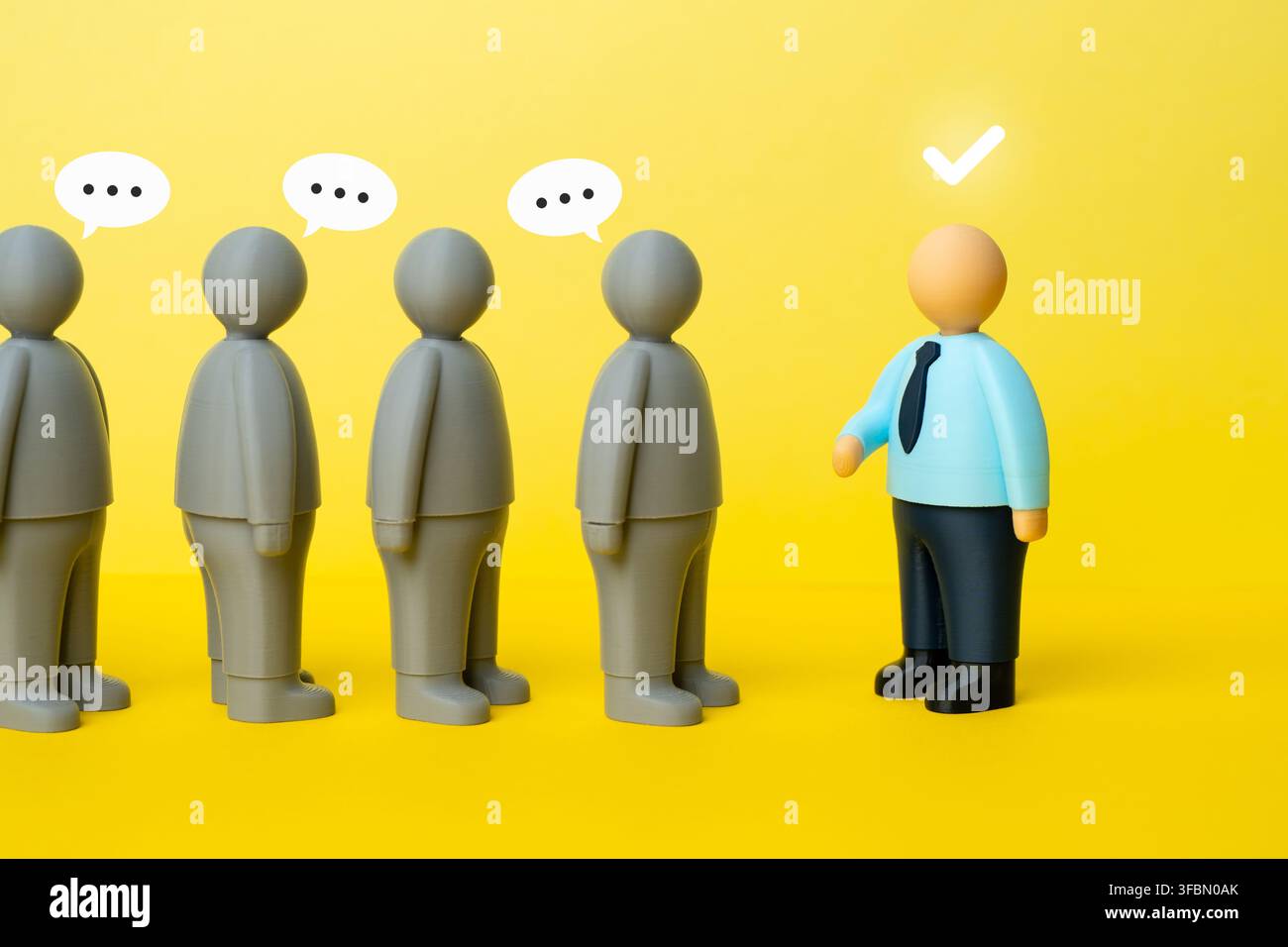 Un employé de bureau rencontre des membres du personnel pour un entretien. Relations publiques, communication et retour d'information. Recrutement de nouveaux employés. Interaction efficace Banque D'Images