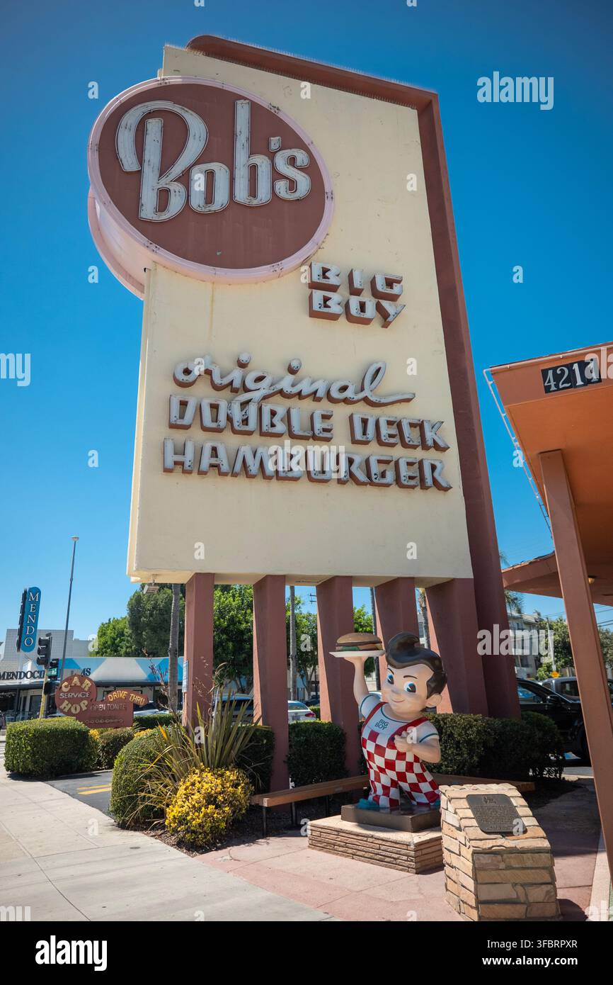 Le Bob's Big Boy diner de Burbank, Los Angeles, un monument de l'architecture Googie datant de 1949 et le plus ancien Bob's Big Boy encore existant en Amérique. Banque D'Images