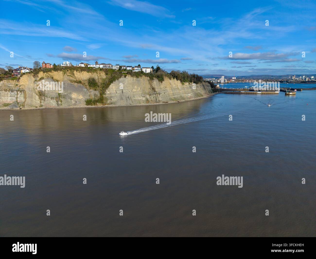 Vue aérienne des falaises de Penarth, dans le sud du Pays de Galles, Royaume-Uni Banque D'Images