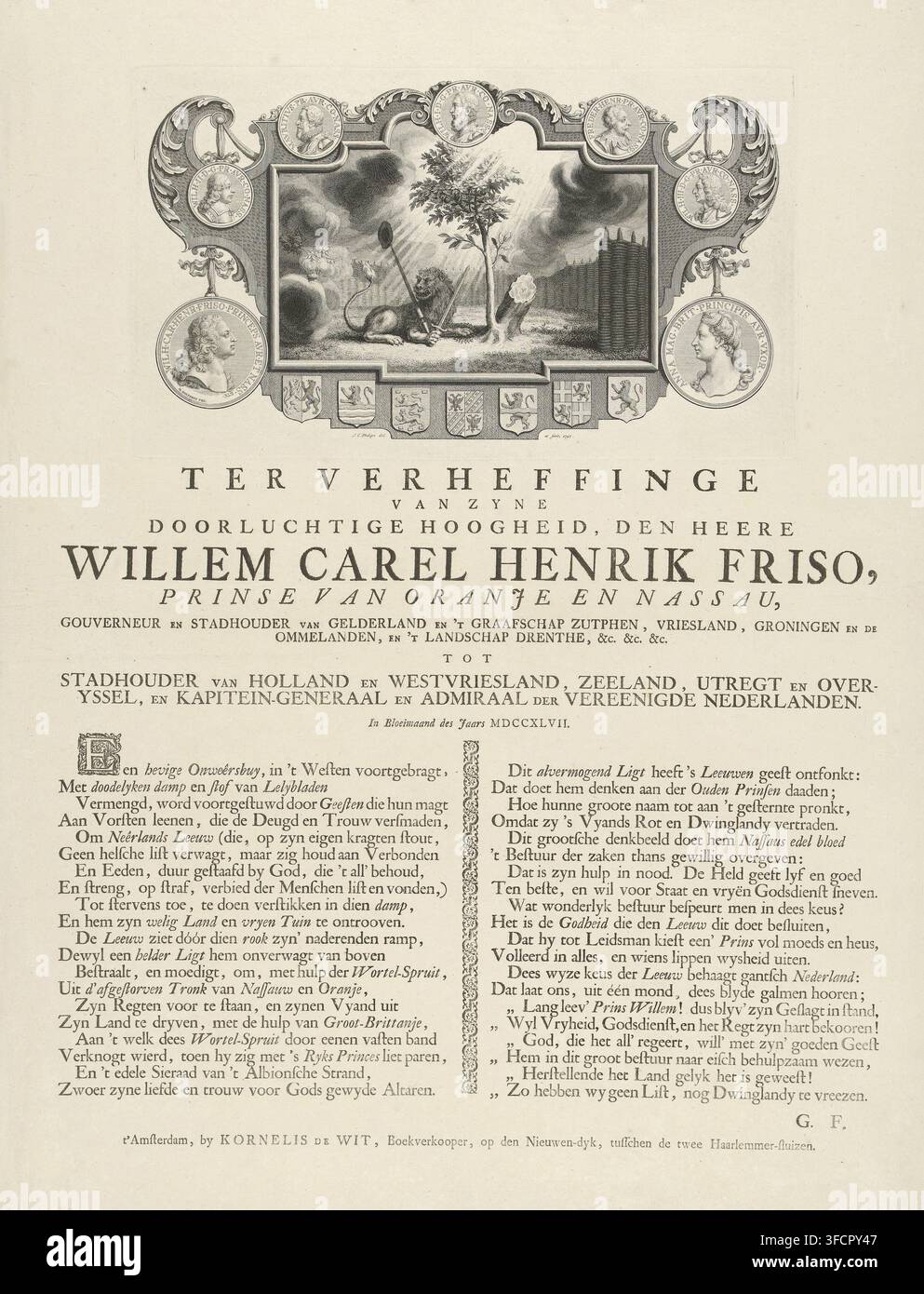 Allégorie sur l'élévation de Guillaume IV au poste de stathouder en 1747, Sur l'élévation de Son Altesse Sérénissime, le Seigneur Guillaume Charles Henri Friso, au poste de stathouder de Hollande et de West-Frise, de Zélande, d'Utrecht et d'Overyssel, et capitaine général et amiral des Pays-Bas unis. Au mois fleuri de l'année MDCCXLVII, gravure, Allégorie sur l'élévation du prince Guillaume IV au poste de stathouder en mai 1747. Le lion néerlandais avec épée, lance et bonnet de la liberté observant dans le jardin néerlandais près de l'oranger illuminé par une lumière divine. Encadré des armoiries des sept provinces et portrait Banque D'Images