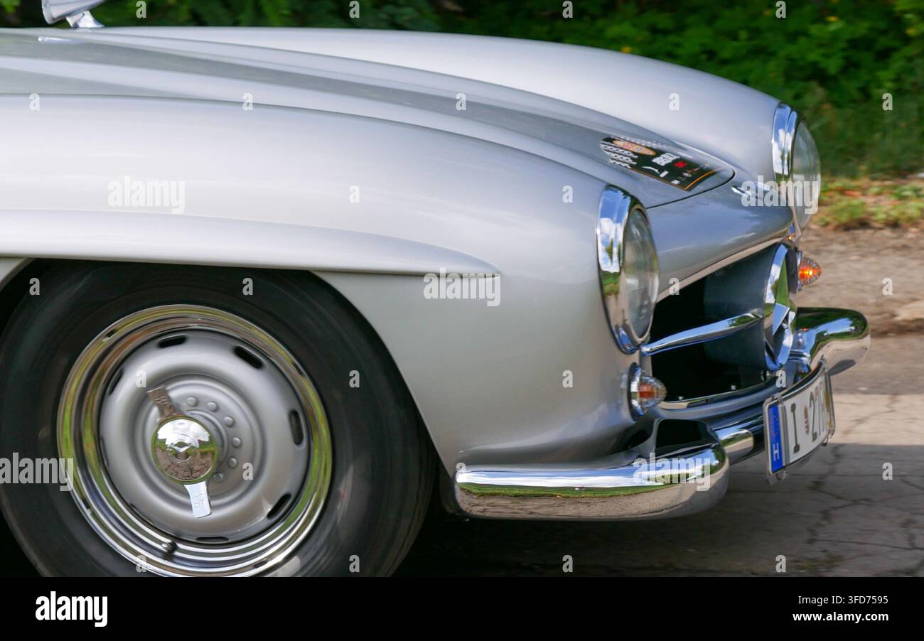 Mercedes-Benz SL300 (W198) à la BCGP 2025 Banque D'Images
