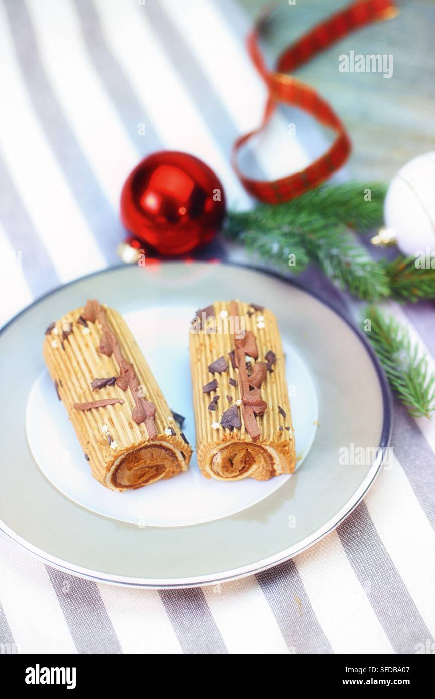 Close-up d'une bûche de Noël pour les célébrations de Noël et du Nouvel An. Banque D'Images