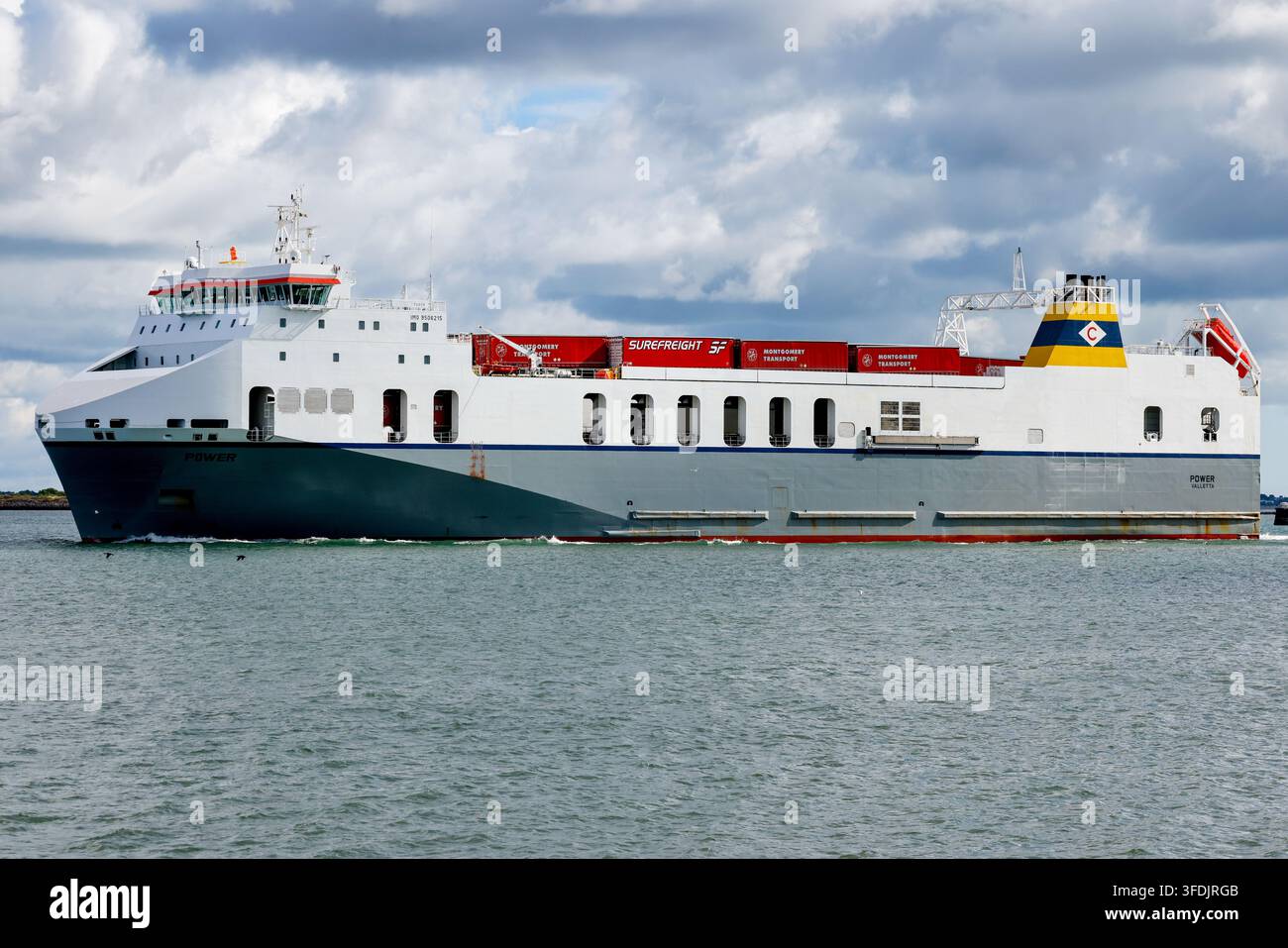Ferry Cldn arrivant dans le port de Dublin. Société européenne de logistique et d'expédition exploitant des navires "Roro" à travers le Royaume-Uni et l'Europe. Irlande Banque D'Images