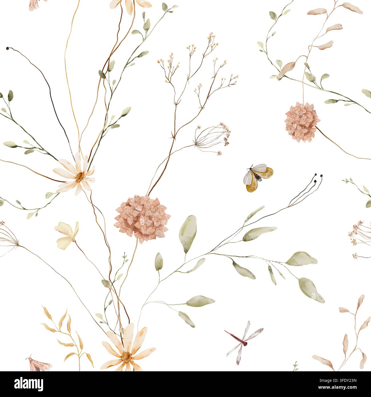 Motif sans joint peint à l'aquarelle à la main avec des fleurs de prairie séchées, des herbes, des gousses, des feuilles, un papillon et une libellule dans des tons ocre chaud, moutarde Banque D'Images