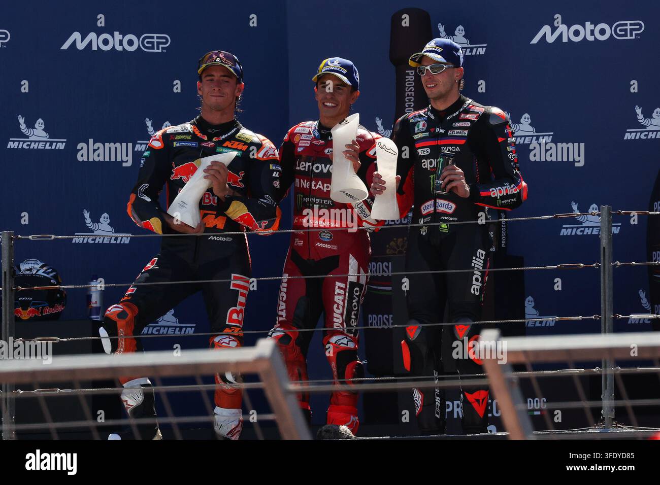 Podium du MotoGP Aragón GP 2026 avec Pedro Acosta, Marc Marquez et Marco Bezzecchi Banque D'Images
