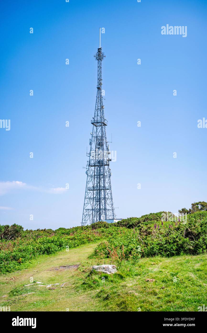 L'émetteur de Halangy Down (1969) est un émetteur de télévision et de radio FM de 500 watts. Il assure la couverture des îles Scilly, Royaume-Uni. Banque D'Images
