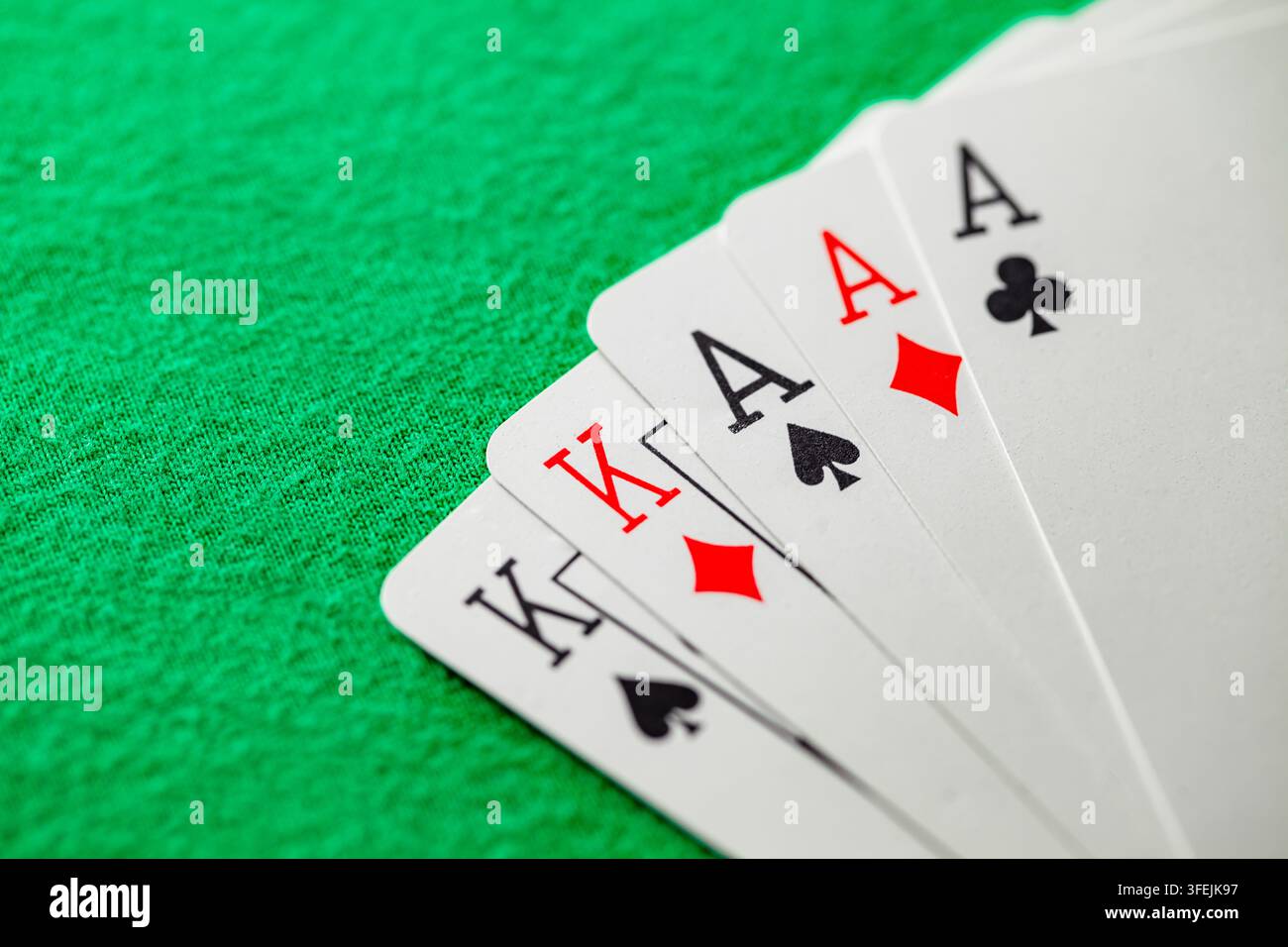La disposition des cartes au poker est rois et as Banque D'Images