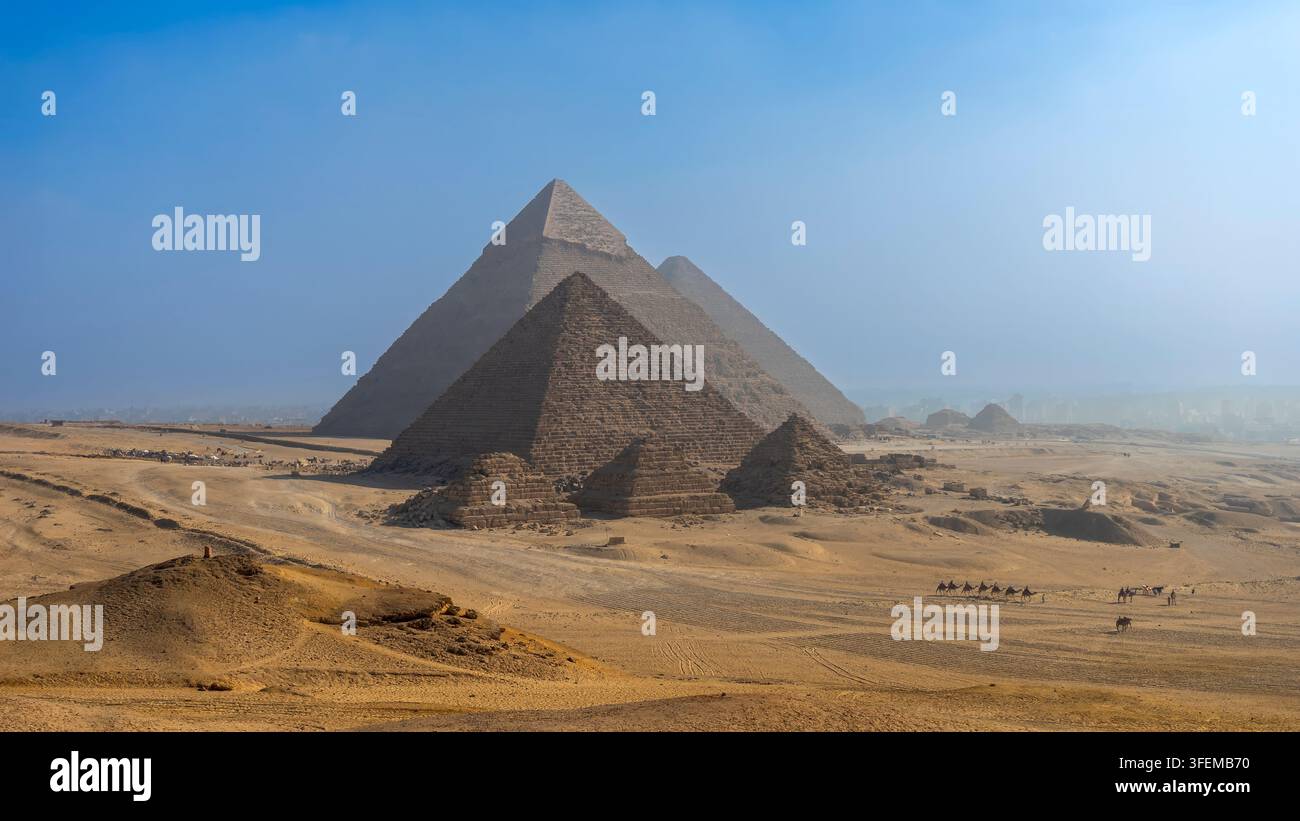Les impressionnantes pyramides de Gizeh au Caire, en Égypte Banque D'Images