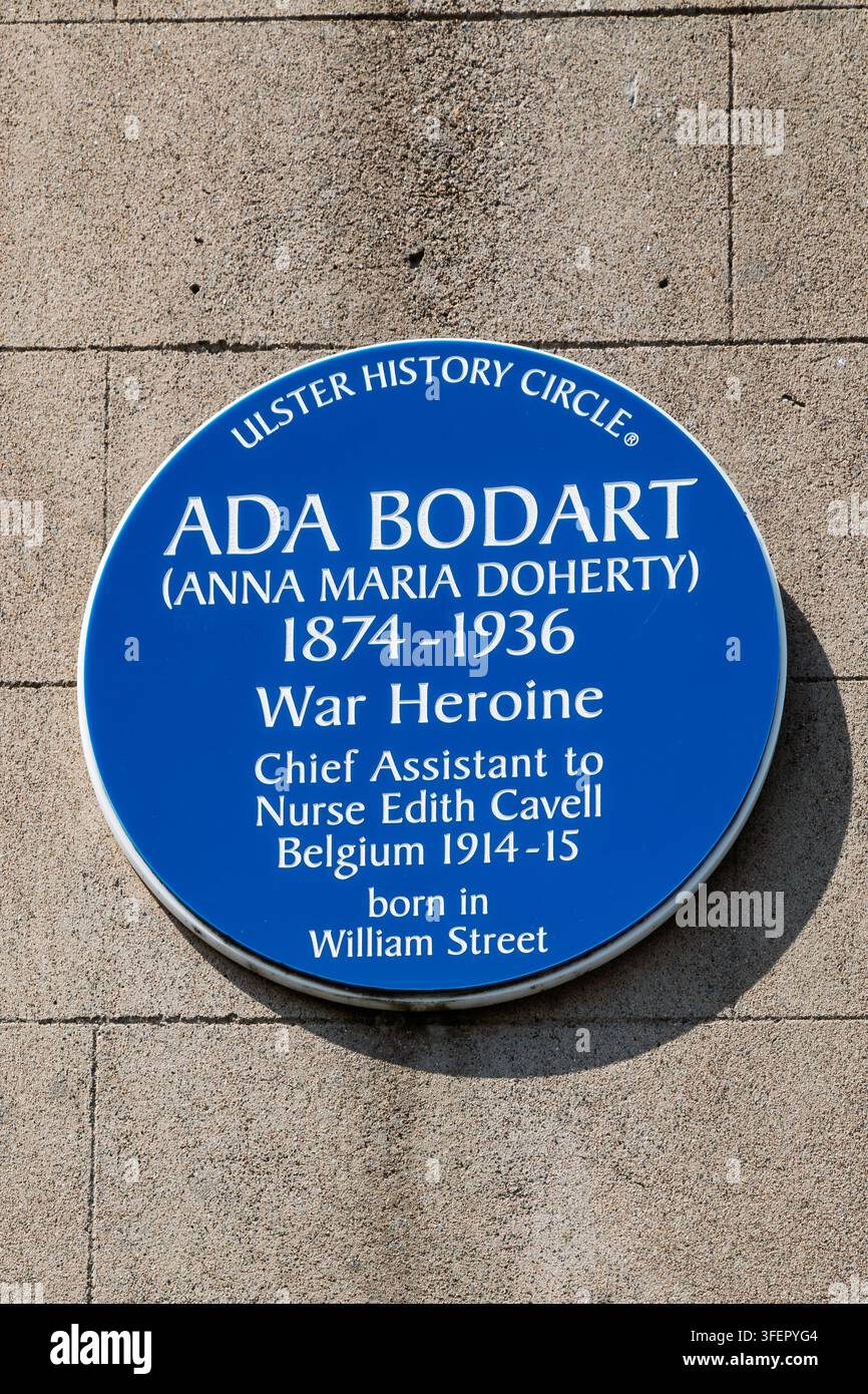Plaque bleue pour Ada Bodart, également connue sous le nom d'Anna Maria Doherty, héroïne de guerre à Newry, Comté de Down, Irlande du Nord, Royaume-Uni Banque D'Images