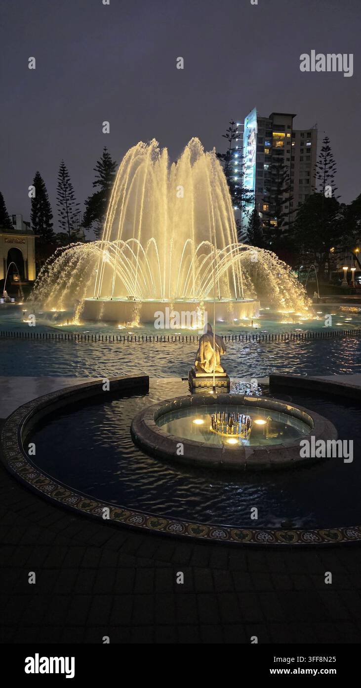 Belles fontaines à Lima, Peru - Image de stock capturée avec un smartphone