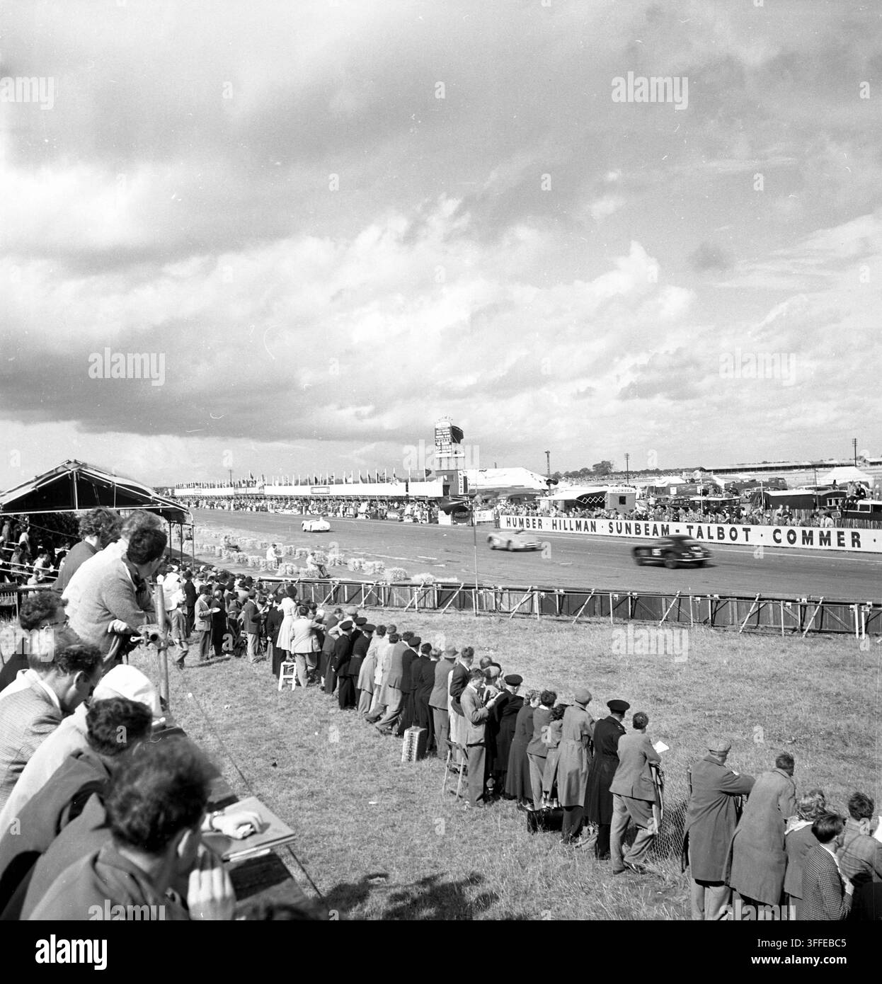 Course de voitures de tourisme, Silverstone 1956 Banque D'Images