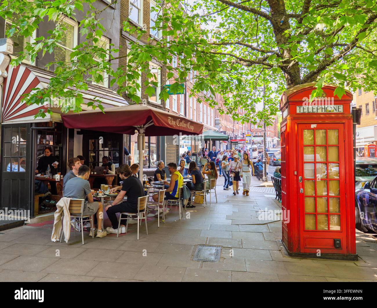 Le café Coffee Cup sur Hampstead High Street, Londres, Royaume-Uni Banque D'Images