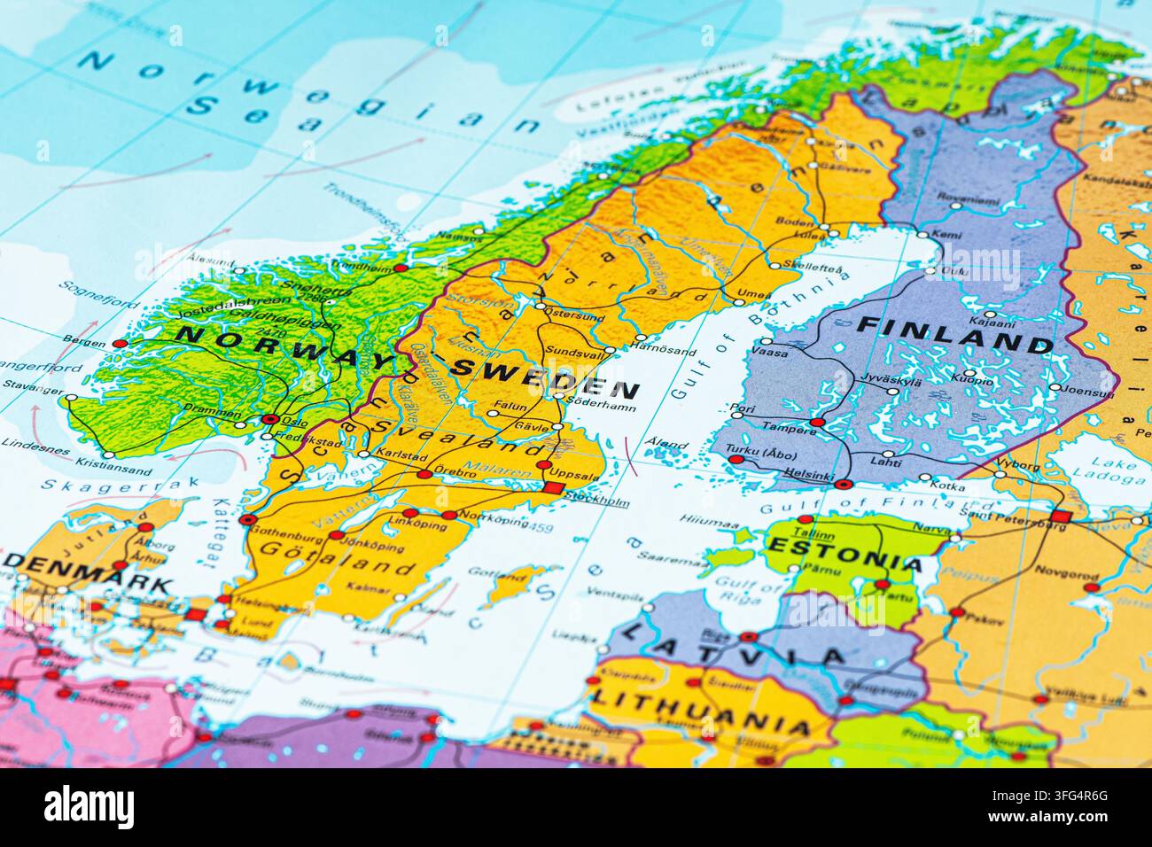 Carte politique de la péninsule scandinave et de la région septentrionale de la Baltique, mettant en évidence la Norvège, la Suède et la Finlande Banque D'Images