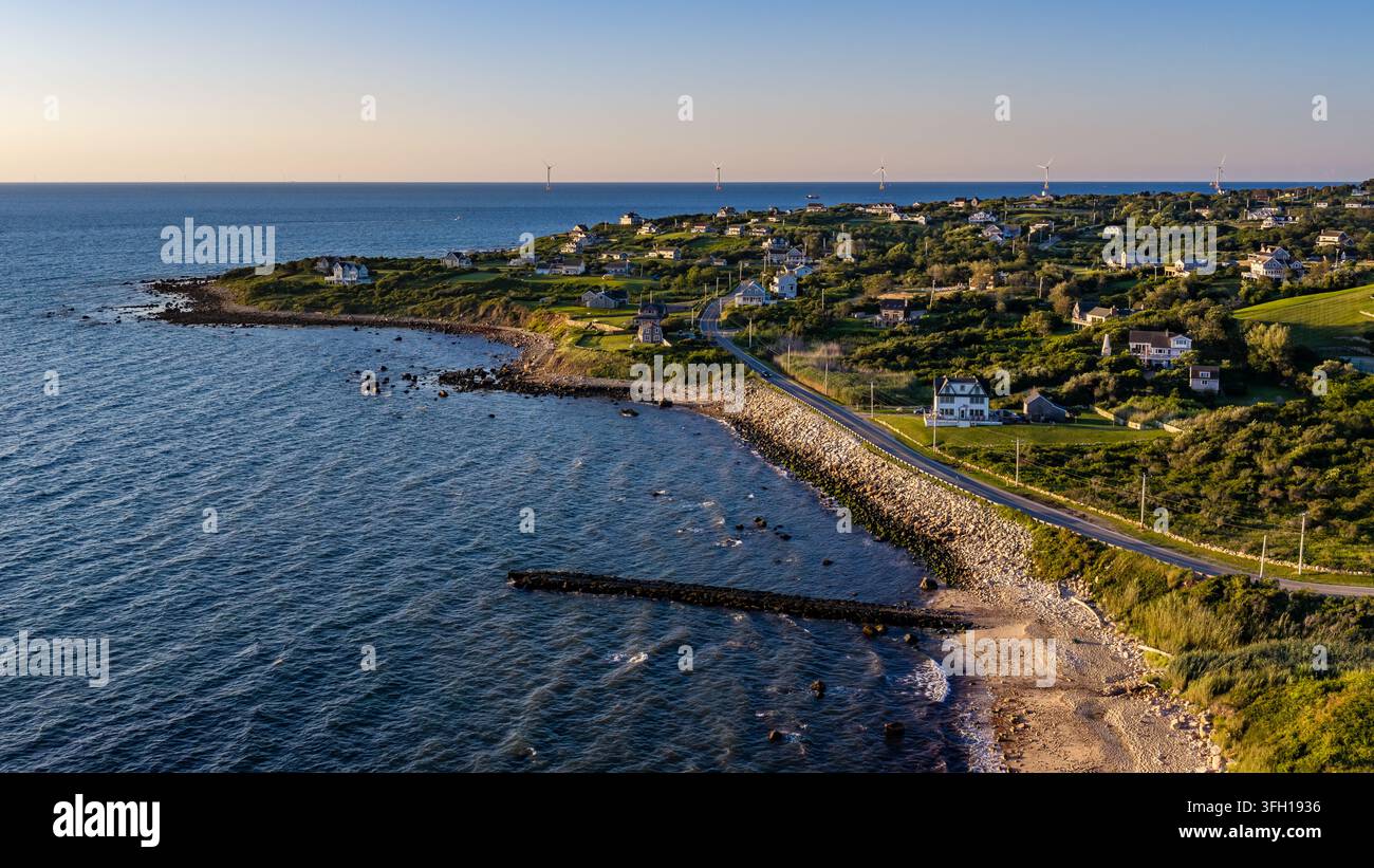 New Shoreham, RI USA - 15 août 2026 - Photo aérienne matinale de Block Island par une journée d'été ensoleillée Banque D'Images