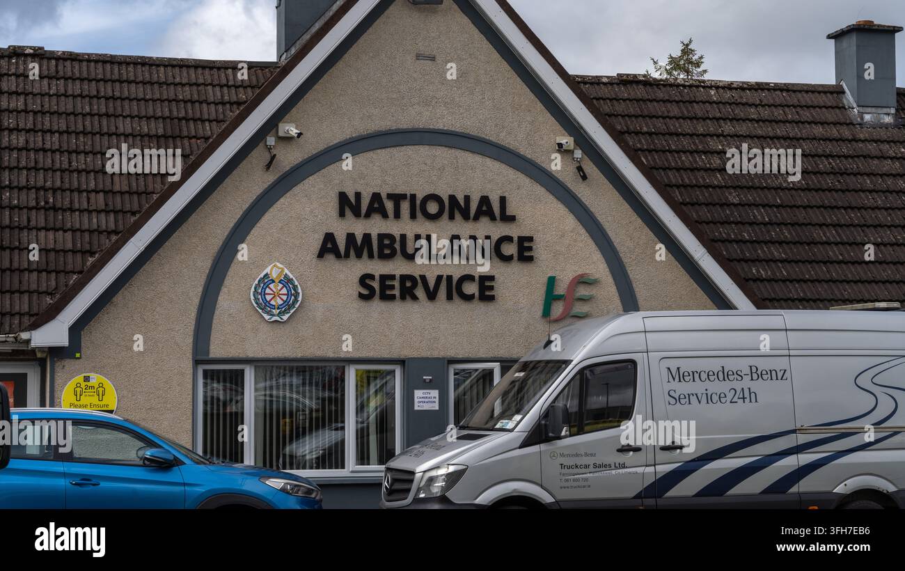 Dooradoyle, Comté de Limerick, Irlande, 2 septembre 2026 : Siège régional du Service national d’ambulance du Midwest sur la route St Nessans à Dooradoyle Banque D'Images