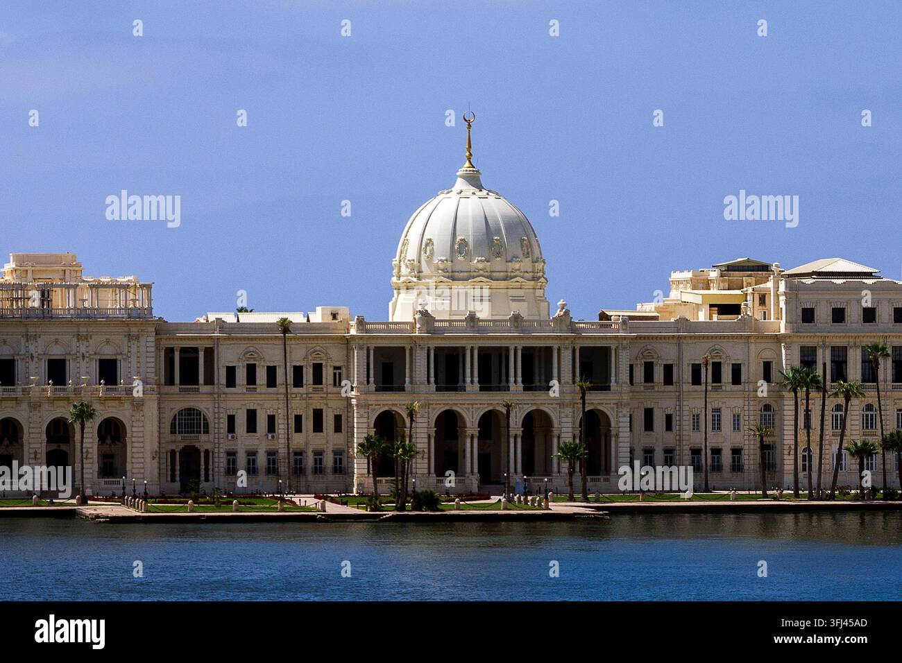 Égypte - Alexandrie, le palais de Ras Al Tin au port Banque D'Images