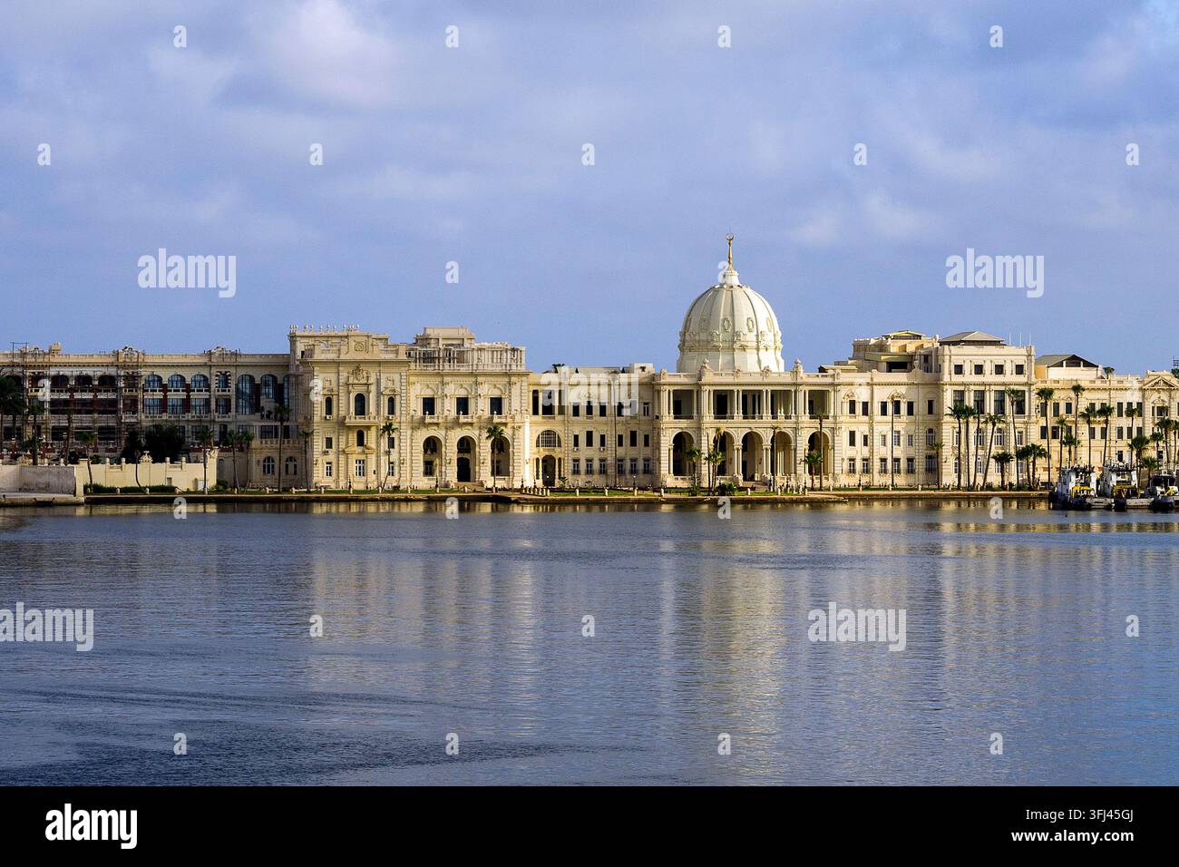 Égypte - Alexandrie, le palais de Ras Al Tin au port Banque D'Images