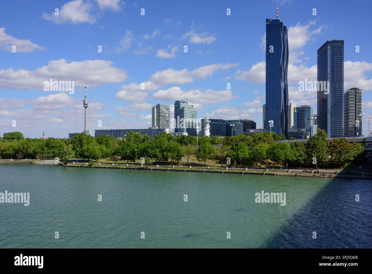 Vienne, Nouvelle Danube, Donaucity // Vienna, New Danube, Donaucity Banque D'Images
