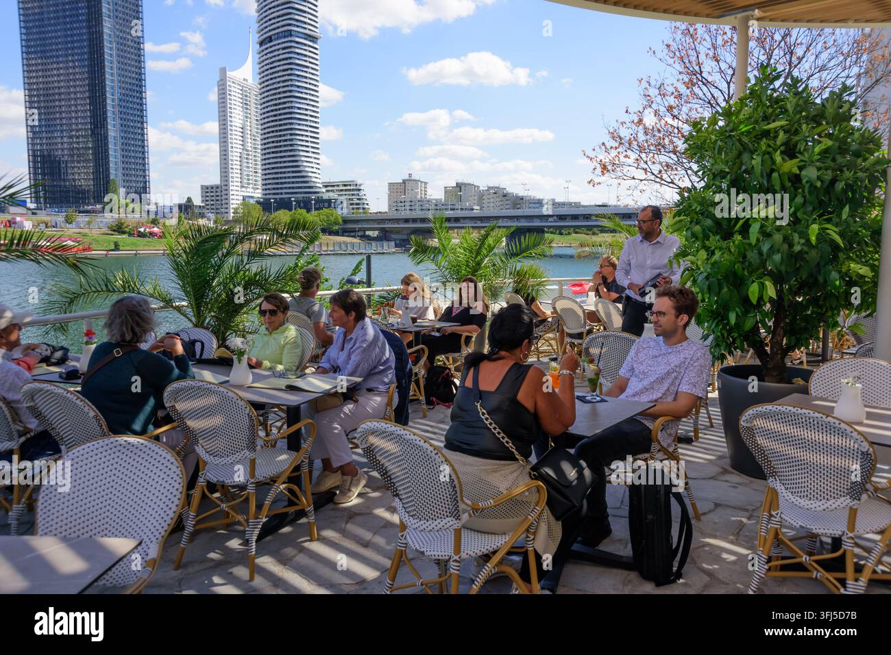 Vienne, Nouveau Danube, Île du Danube, Ponton 22 // Vienne, Nouveau Danube, Île du Danube, Ponton 22 Banque D'Images