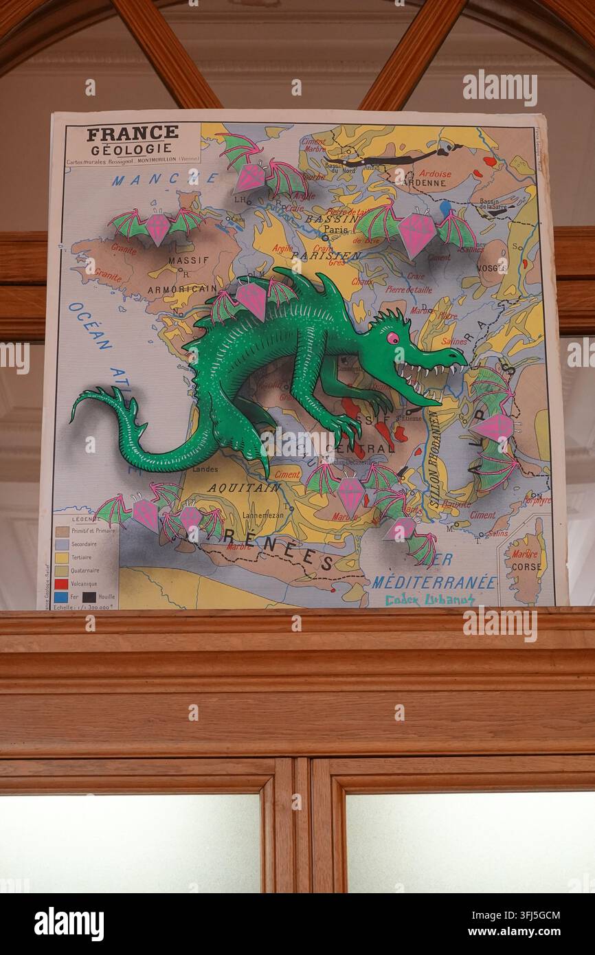 Paris, Musée de Minéralogie de l’École des Mines, exposition de l'artiste de street-art Codex Urbanus // Paris, Musée de Minéralogie de l'École des Mines de Paris Banque D'Images