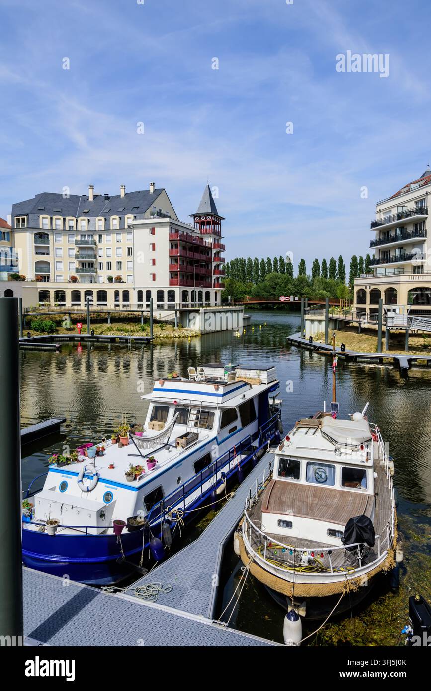 Val-d'Oise près de Paris, Seine Parisii // Val-d'Oise près de Paris, Seine Parisii Banque D'Images