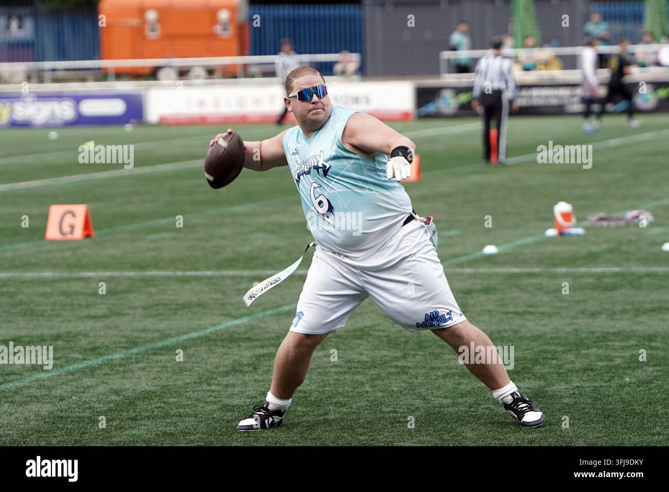 Quart-arrières de flag football en action lors de la journée des finales du BAFA flag football Banque D'Images