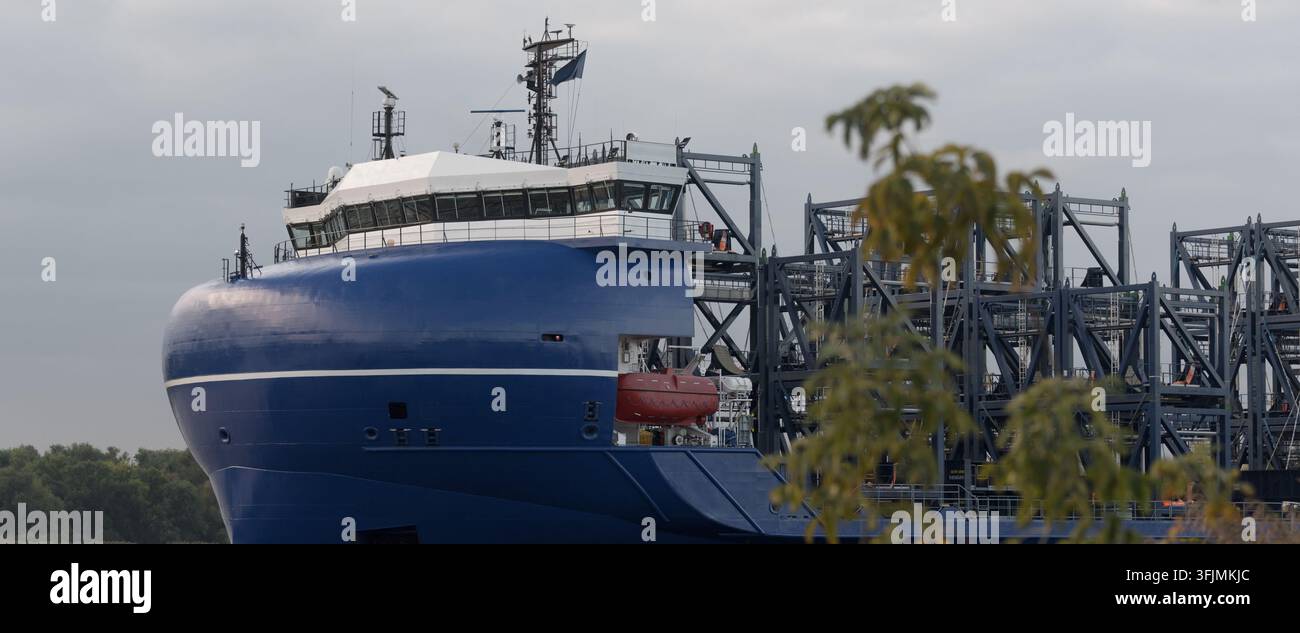 NAVIRE OFFSHORE Banque D'Images
