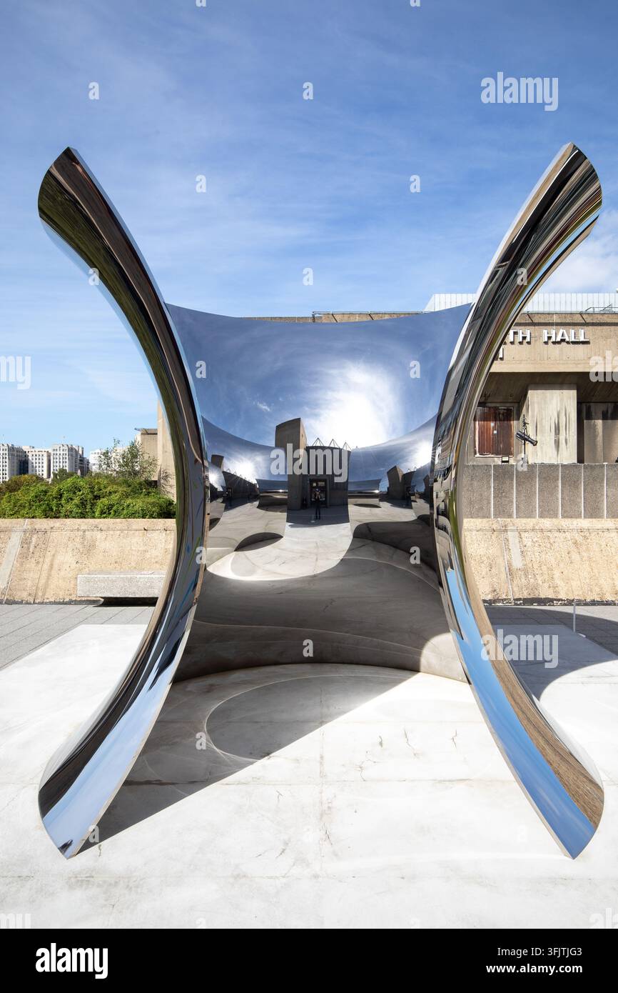 Exposition Anish Kapoor à la Hayward Gallery Banque D'Images