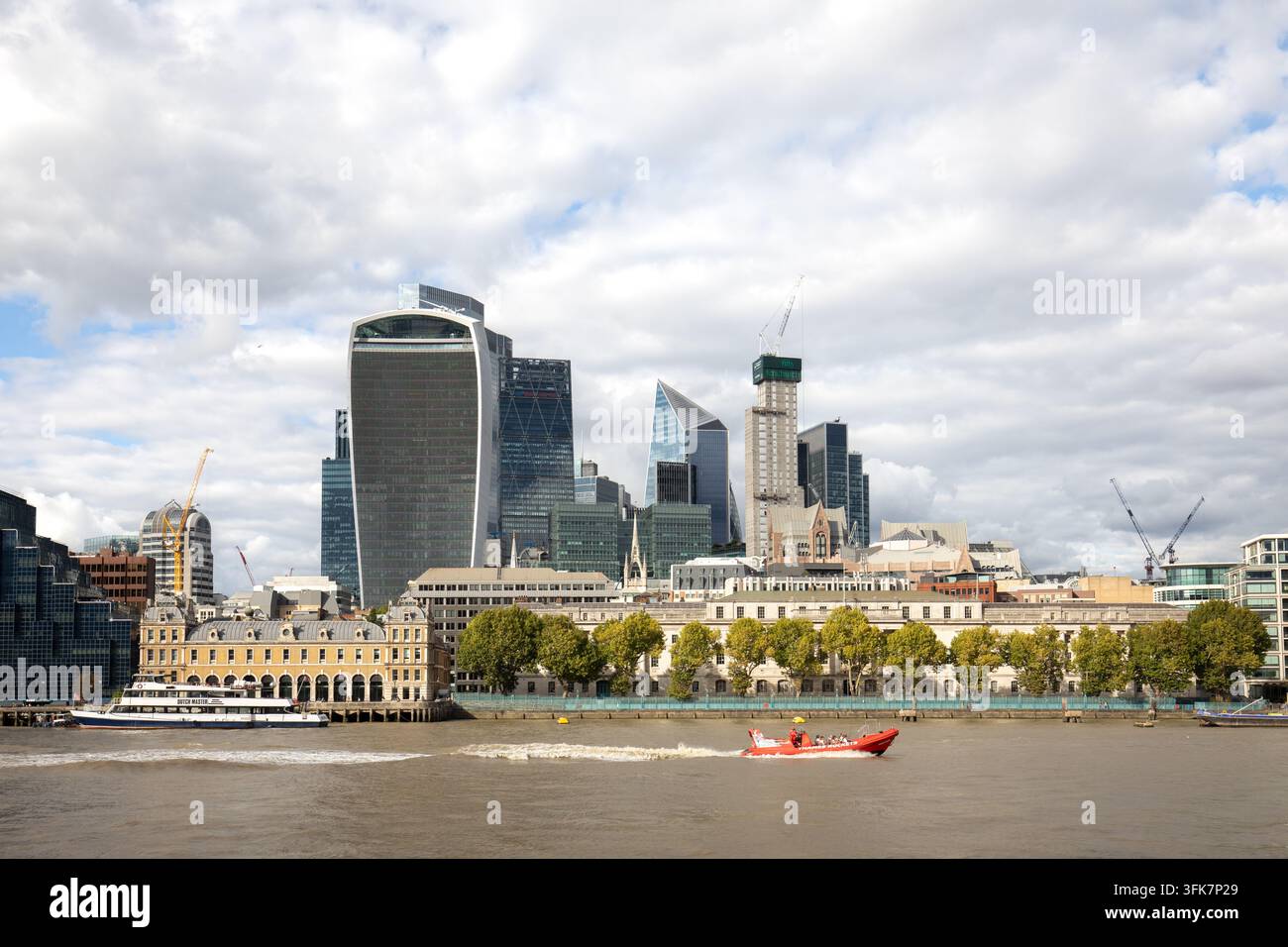 Le bateau Thames Rocket, Londres Banque D'Images