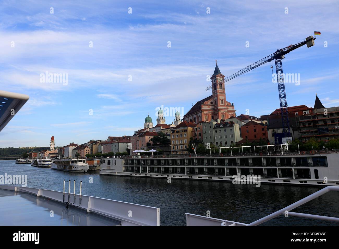 Vue de la ville de Passau depuis le Danube Banque D'Images