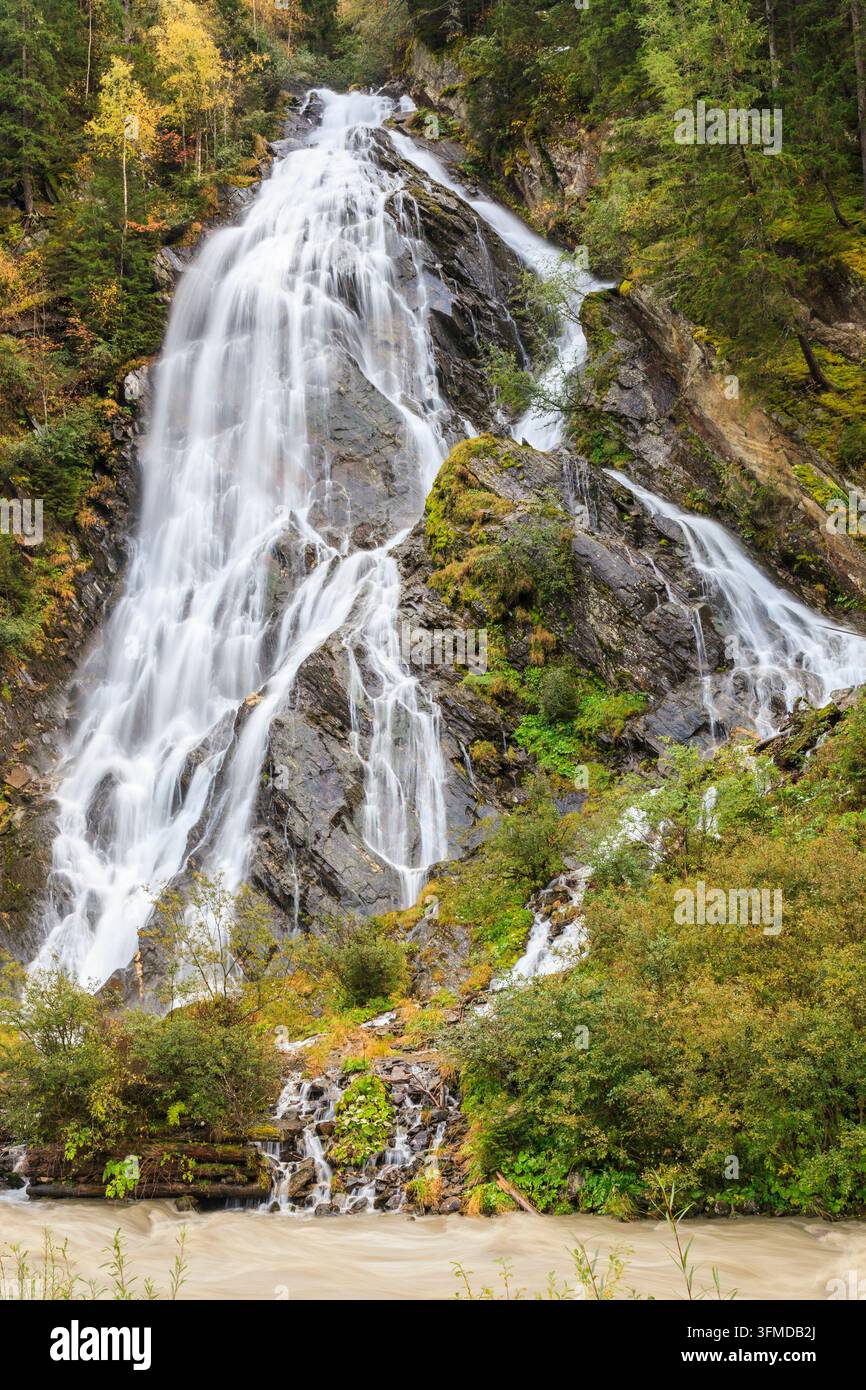 Cascade de la rivière haute Banque D'Images