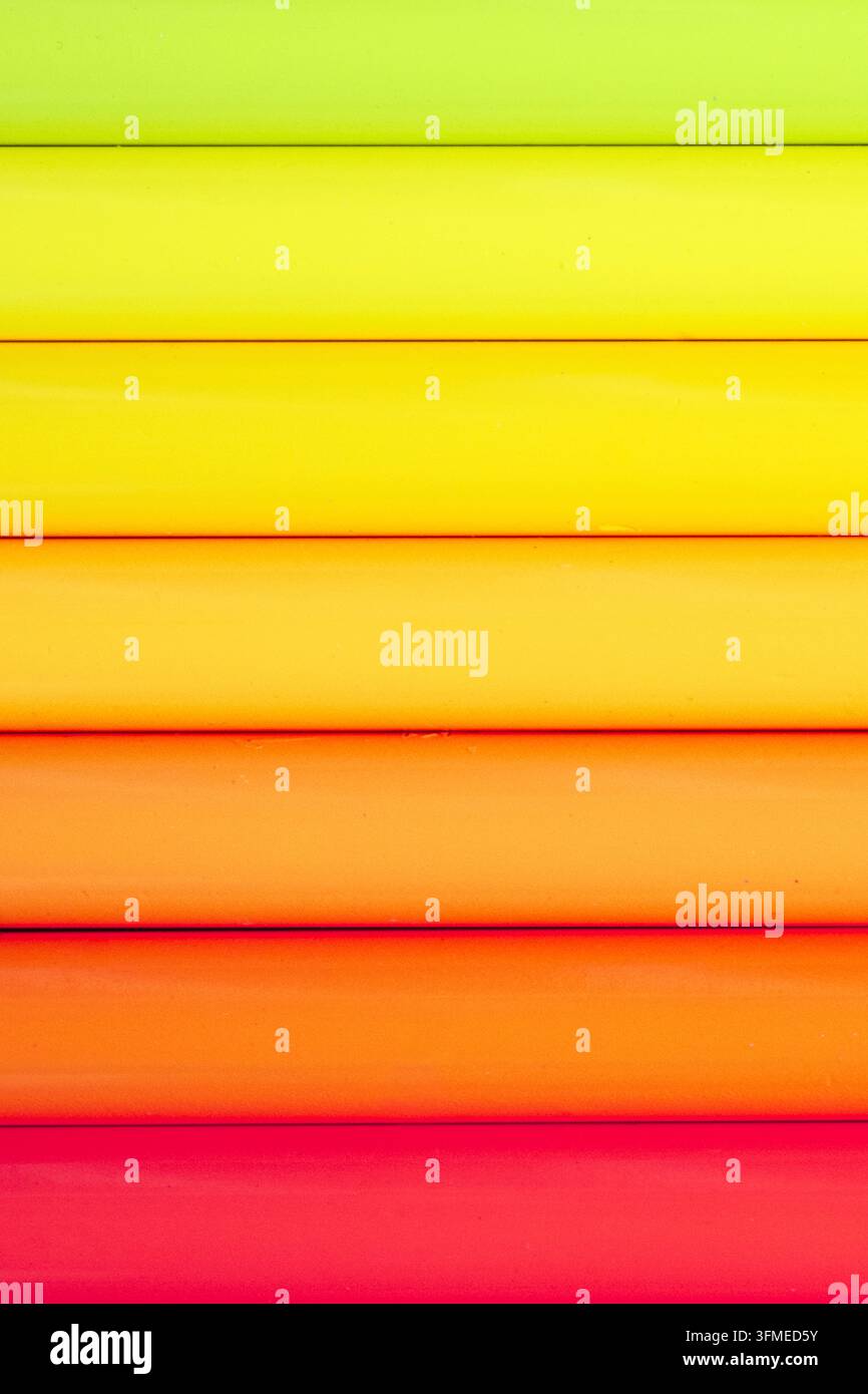 Une ambiance joyeuse de couleurs au néon du vert à l'orange Banque D'Images