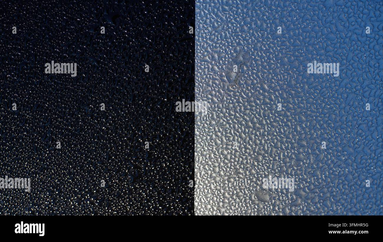 Des gouttelettes d'eau s'accrochent à une surface en verre. L'image divisée contraste un ciel nocturne sombre avec du verre réfléchissant. De minuscules perles captent la lumière sur une surface lisse. Perfec Banque D'Images