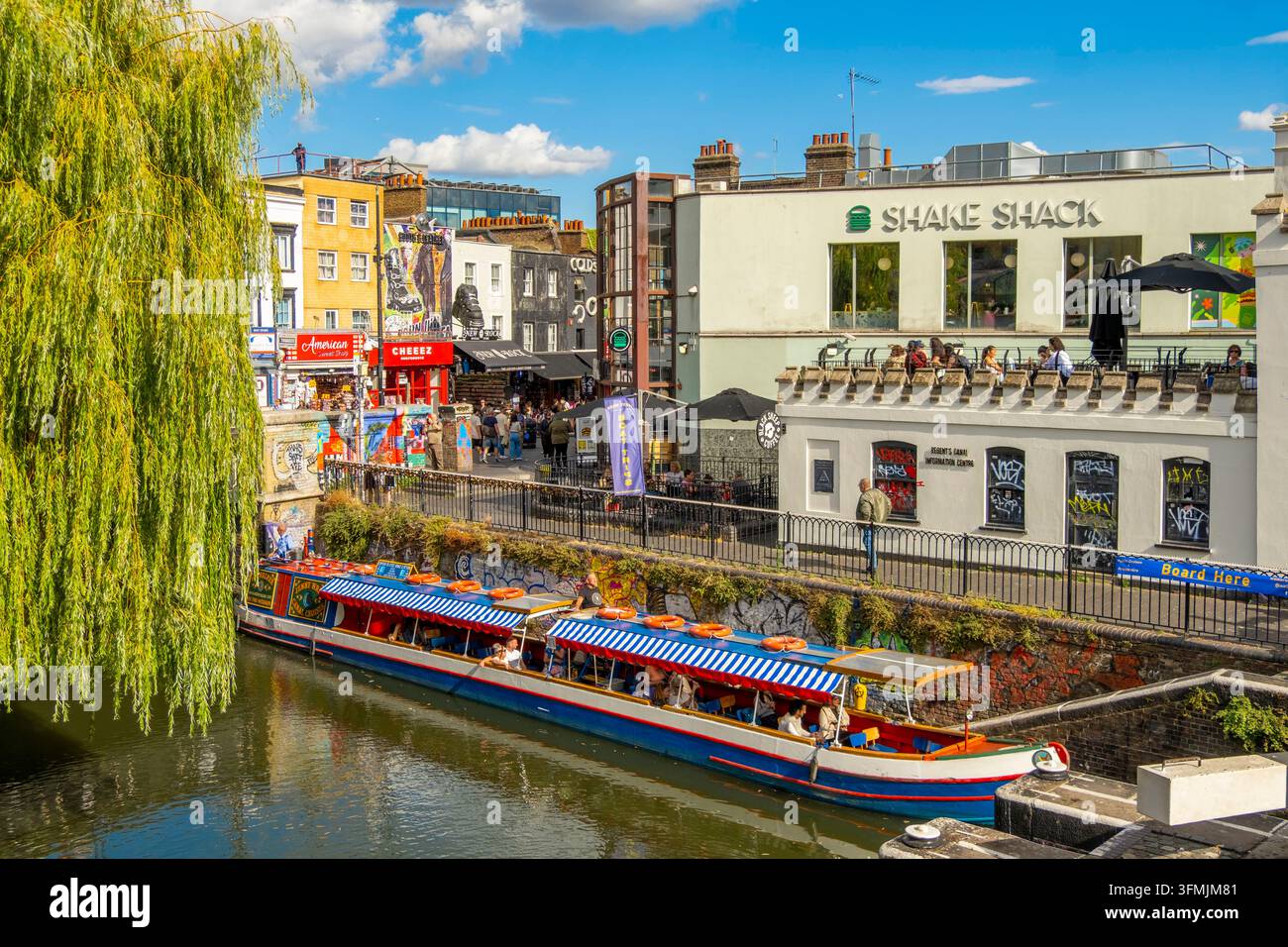 Royaume-Uni, Londres, Marché de Camden, croisière sur le canal Banque D'Images