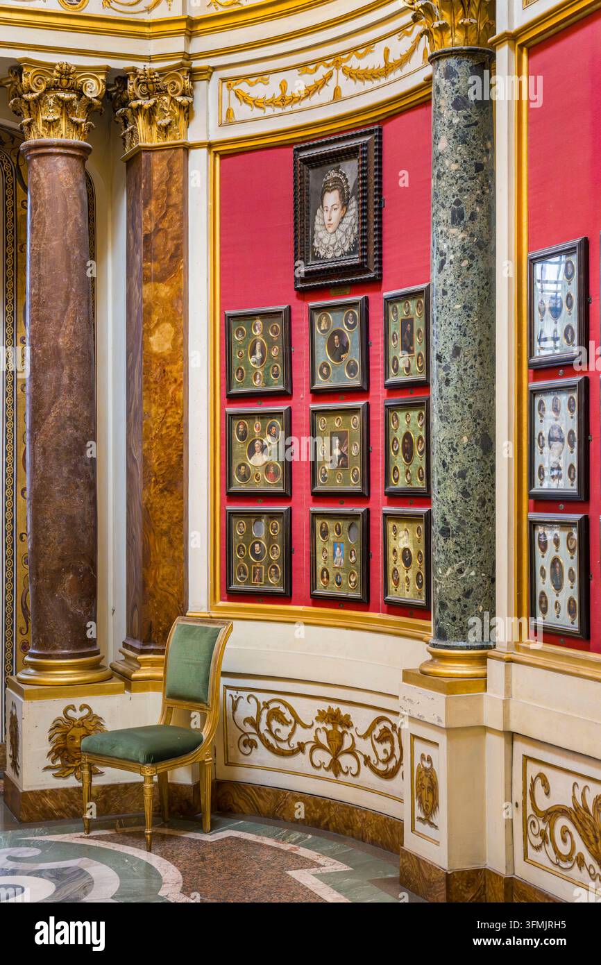 Italie, Toscane, Florence, inscrite au patrimoine mondial par l'UNESCO, musée Galleria degli Uffizi (Galerie des Offices), Cabinet des miniatures Banque D'Images
