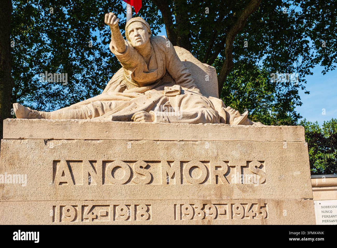 France, Somme, Péronne, monument aux morts surnommé la Picardie maudissant la guerre Banque D'Images